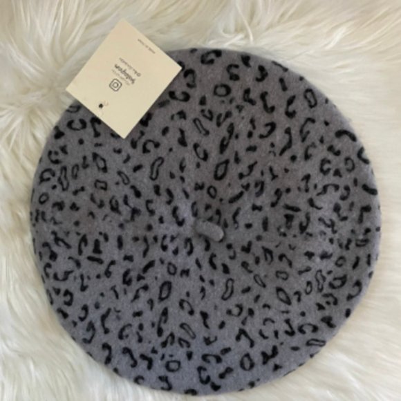 Gray Leopard Beret Hat NWT - Picture 6 of 6